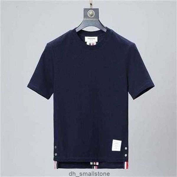 t-shirts tom tee brown short sleeve round neck 23ss stripe leisure casual fashion designer classic polo shirt tb men and women lovers summer, White;black
t-shirts tom tee brown short sleeve round neck 23ss stripe leisure casual fashion designer classic polo shirt tb men and women lovers summer, White;black