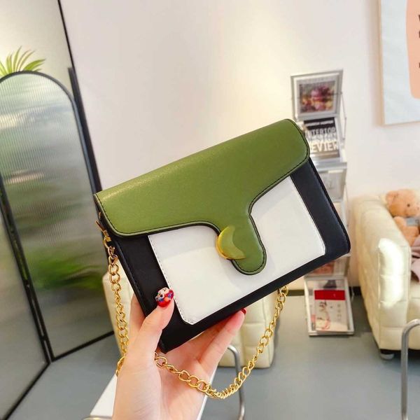 luxury designer bags handbag shoulder crossbody bag tote bag 2023 new fashion printing chain fragrant style light versatile messenger packet
luxury designer bags handbag shoulder crossbody bag tote bag 2023 new fashion printing chain fragrant style light versatile messenger packet