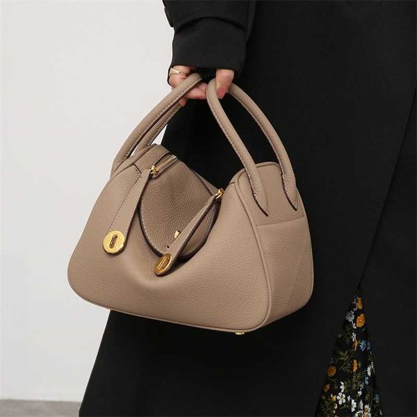 legal copy 8a herms's lindis bags for sale 2023 new women's elephant grey mother capacity doctor one shoulder handheld pillow medi
legal copy 8a herms's lindis bags for sale 2023 new women's elephant grey mother capacity doctor one shoulder handheld pillow medi