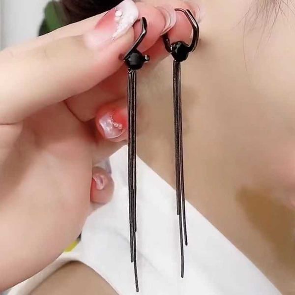 charm pendant necklaces diamond black long zircon tassels 2023 feminine light luxury earrings, Golden
charm pendant necklaces diamond black long zircon tassels 2023 feminine light luxury earrings, Golden