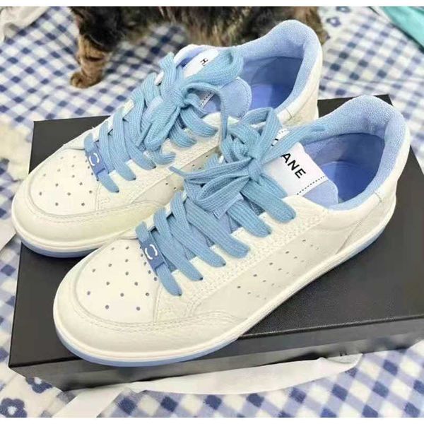 shoes 2023 new little fragrance third generation thick sole small white shoes women's leather casual sports shoes lace up black and whi
shoes 2023 new little fragrance third generation thick sole small white shoes women's leather casual sports shoes lace up black and whi