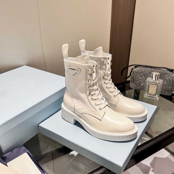 shoes triangle p family soled motorcycle women's short tube 2023 new round head british style thick heel lace martin boots, Black
shoes triangle p family soled motorcycle women's short tube 2023 new round head british style thick heel lace martin boots, Black