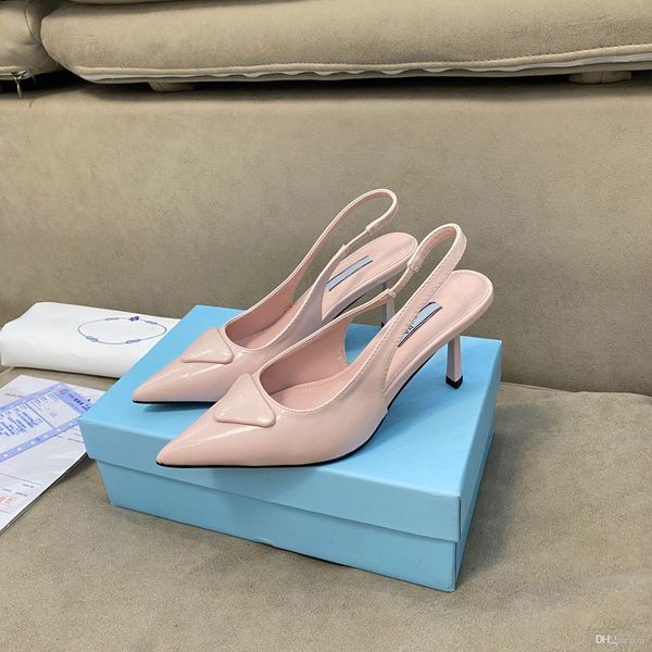 luxury brands dress shoes toes pointed sandal high heels low heel black brushed leather slingback pumps black white patent leathers 35-40
luxury brands dress shoes toes pointed sandal high heels low heel black brushed leather slingback pumps black white patent leathers 35-40