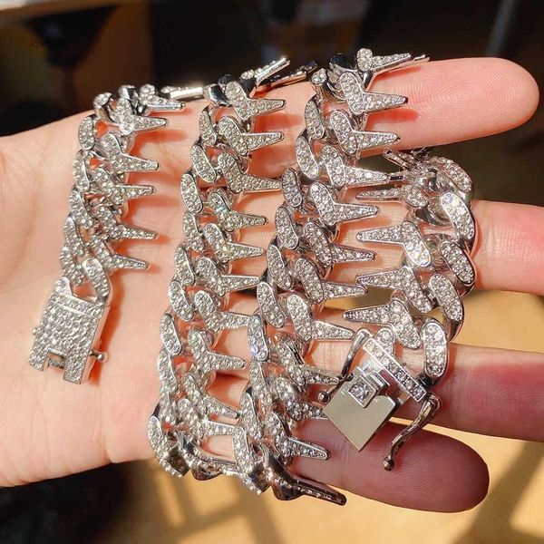 titanium sport accessories pendant necklaces european and american thorns cuban hip-hop rappers aggressive men net red ins trendy versatile
titanium sport accessories pendant necklaces european and american thorns cuban hip-hop rappers aggressive men net red ins trendy versatile