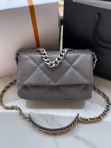 women's bag fashion casual high-end quality simple shoulder bag model number s1160
women's bag fashion casual high-end quality simple shoulder bag model number s1160