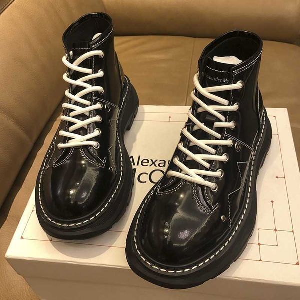 shoes 2023 autumn winter new martin boots women's thick soled lace up short boots british style motorcycle boots yang mi same style, Black
shoes 2023 autumn winter new martin boots women's thick soled lace up short boots british style motorcycle boots yang mi same style, Black