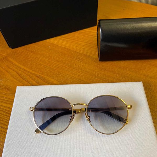 66%off sunglasses women men advanced metal round frame female new fashion anti-purple male sunglasses for ladies sun glasses shades uv400 wh, White;black
66%off sunglasses women men advanced metal round frame female new fashion anti-purple male sunglasses for ladies sun glasses shades uv400 wh, White;black