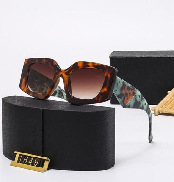 fashion designer sunglasses classic eyeglasses goggle outdoor beach sun glasses for man woman 13 color optional gift, White;black
fashion designer sunglasses classic eyeglasses goggle outdoor beach sun glasses for man woman 13 color optional gift, White;black