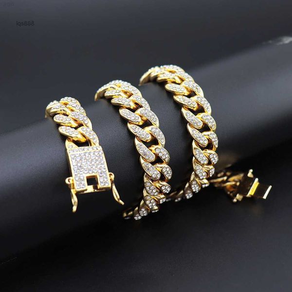 titanium sport accessories pendant necklaces men's hip hop diamond necklace hop cuba chain exaggerated gold
titanium sport accessories pendant necklaces men's hip hop diamond necklace hop cuba chain exaggerated gold