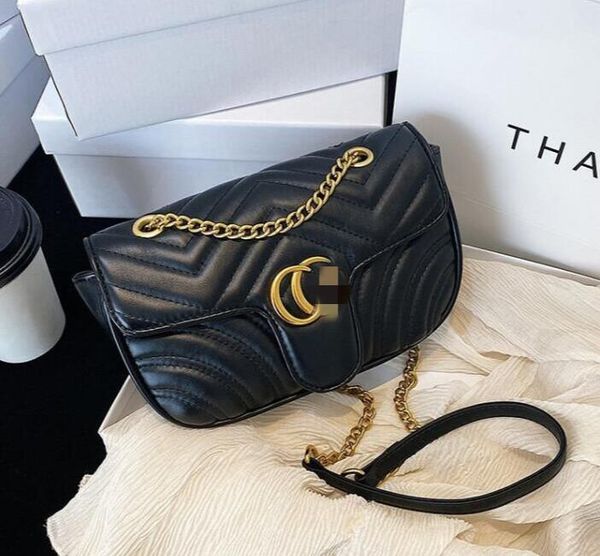 brand messenger bags summer new trendy all-match women messenger bag chain leather fashion grils shoulder bag wrist bags 652
brand messenger bags summer new trendy all-match women messenger bag chain leather fashion grils shoulder bag wrist bags 652