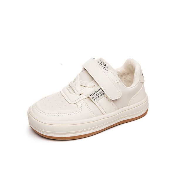 1 autumn new chil1en's small white shoes boys' sports shoes girls' casual shoes simple and atmospheric board shoes, Black
1 autumn new chil1en's small white shoes boys' sports shoes girls' casual shoes simple and atmospheric board shoes, Black