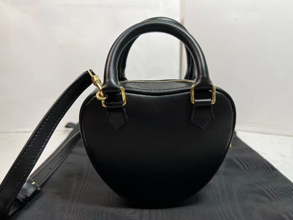 women's bag fashion high-end quality casual simple shoulder bag 2022 valentine's day style
women's bag fashion high-end quality casual simple shoulder bag 2022 valentine's day style