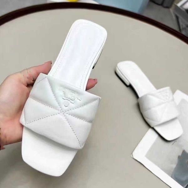 shoes high version p family women's slippers summer new candy color rhombus square head flat sandals beach shoes, Black
shoes high version p family women's slippers summer new candy color rhombus square head flat sandals beach shoes, Black