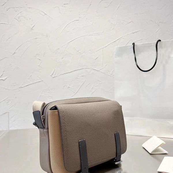 designer genuine leather shoulder hand bags designer camera bag vintage messenger purse classic female crossbody handbag luxury canvas fashi, Black;red
designer genuine leather shoulder hand bags designer camera bag vintage messenger purse classic female crossbody handbag luxury canvas fashi, Black;red