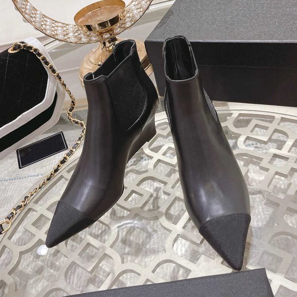 designer shoes edition fashion wedge women's leather chelsea autumn and winter 2023 new high heel pointed short boots, Black
designer shoes edition fashion wedge women's leather chelsea autumn and winter 2023 new high heel pointed short boots, Black