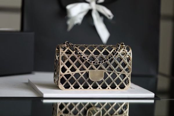 maggievluxry designer handbag shoulder bag totes bags channel chain bag clutch flap check velour thread purse double letters solid hasp wais
maggievluxry designer handbag shoulder bag totes bags channel chain bag clutch flap check velour thread purse double letters solid hasp wais