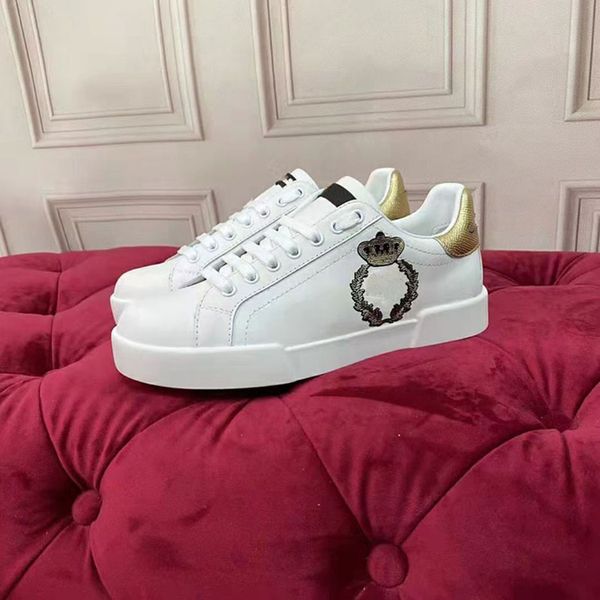 shoes women autumn genuine leather sneakers graffiti print platform designer shoes bling rivets letters flats footwear size34-45 mkjnjk00000, Black
shoes women autumn genuine leather sneakers graffiti print platform designer shoes bling rivets letters flats footwear size34-45 mkjnjk00000, Black