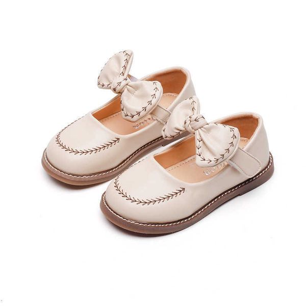 2023 spring new chil1en's princess shoes leisure girl student bowknot soft sole beans shoes small leather shoes, Black
2023 spring new chil1en's princess shoes leisure girl student bowknot soft sole beans shoes small leather shoes, Black