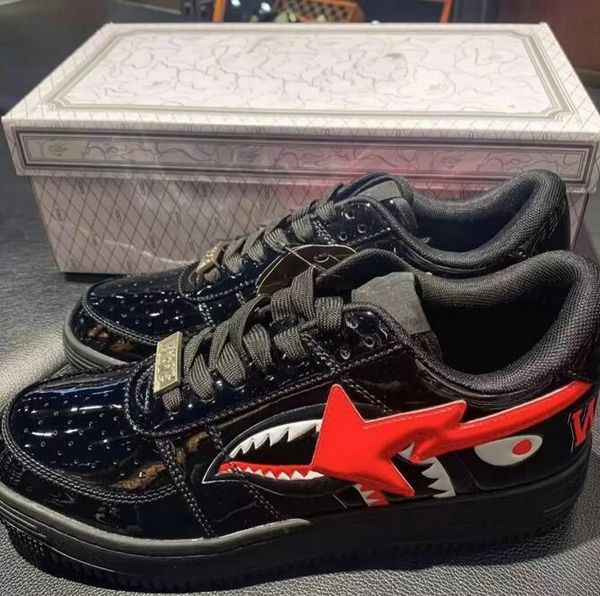 2023 designer casual shoes bapestas m1 sk8 sneakers american hero sta leather black shark face ape modeling medicom toy camouflage tennis sh
2023 designer casual shoes bapestas m1 sk8 sneakers american hero sta leather black shark face ape modeling medicom toy camouflage tennis sh