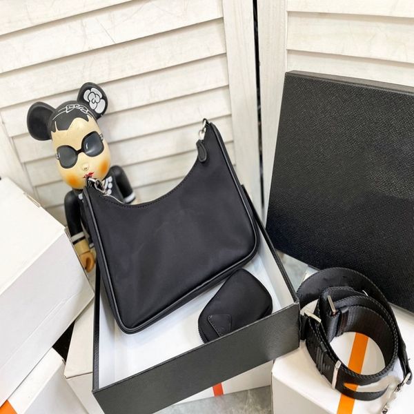 fashion nylon woman luxurys men designers bags lady crossbody tote hobo shoulder purses handbags bag wallet 2 piece set
fashion nylon woman luxurys men designers bags lady crossbody tote hobo shoulder purses handbags bag wallet 2 piece set