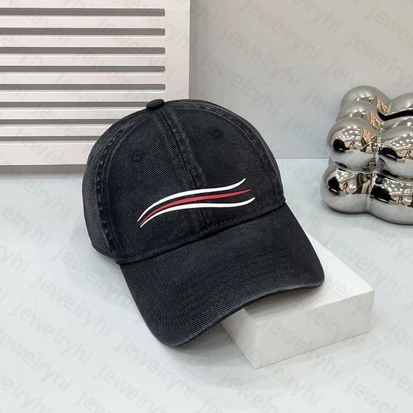 designer caps fashion ball summer casual cap blending dome hats for man woman letter design 4 color option, Blue;gray
designer caps fashion ball summer casual cap blending dome hats for man woman letter design 4 color option, Blue;gray