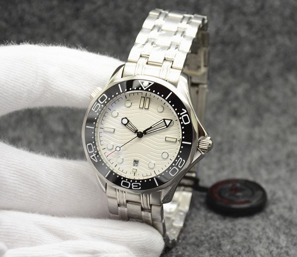 42mm automatic mechanical outdoor mens watches watch black dial with stainless steel bracelet rotatable bezel transparent case back, Slivery;black
42mm automatic mechanical outdoor mens watches watch black dial with stainless steel bracelet rotatable bezel transparent case back, Slivery;black