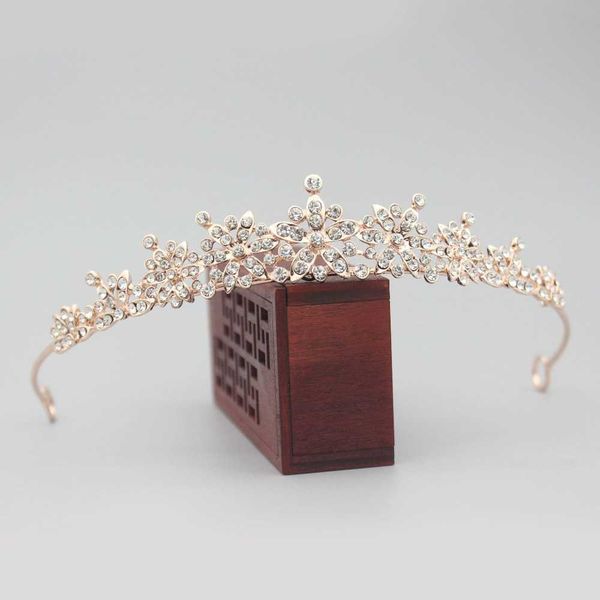 tiaras baroque rose gold silver color crystal sparkling bridal tiara crown women hair ornaments wedding bride hair jewelry accessories z0220, White;golden
tiaras baroque rose gold silver color crystal sparkling bridal tiara crown women hair ornaments wedding bride hair jewelry accessories z0220, White;golden