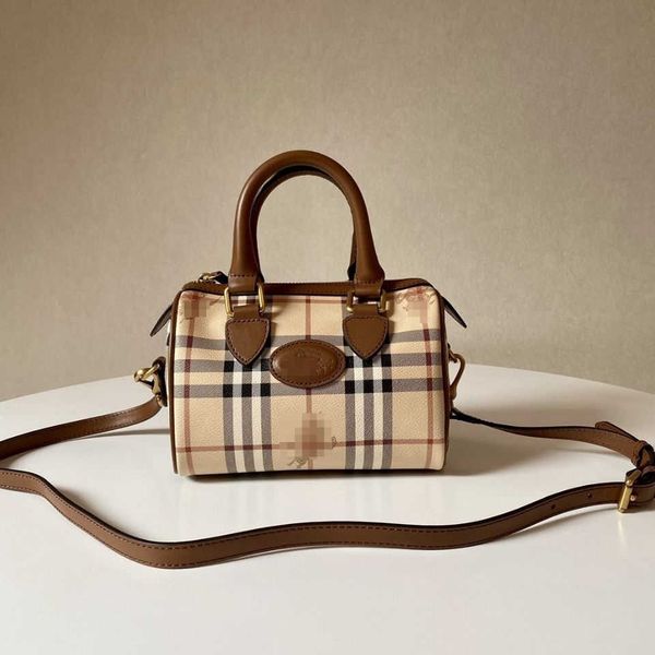 designer luxury burbrerity bags for women brown crossbody handbags vintage burbrery leather wallet paris plaid the totes bag fashion purses
designer luxury burbrerity bags for women brown crossbody handbags vintage burbrery leather wallet paris plaid the totes bag fashion purses