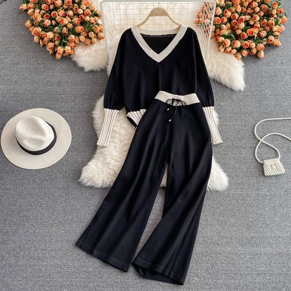 autumn new pant sets women v-neck contrast color knitted elastic high waist wide-leg pants two-piece suit 2023, White
autumn new pant sets women v-neck contrast color knitted elastic high waist wide-leg pants two-piece suit 2023, White