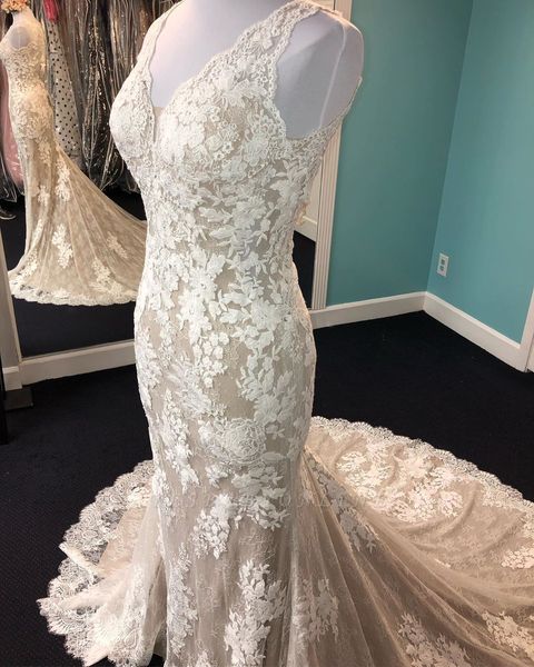 elegant lace mermaid wedding dresses v-neck sleeveless champagne and ivory vintage long bridal gowns applique back buttons gorgeous chapel g, White
elegant lace mermaid wedding dresses v-neck sleeveless champagne and ivory vintage long bridal gowns applique back buttons gorgeous chapel g, White