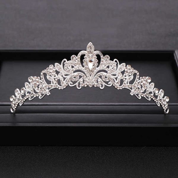 tiaras trendy bridal crown tiara wedding hair accessories silver color crystal princess crowns bridal headpiece women hair jewelry z0220, White;golden
tiaras trendy bridal crown tiara wedding hair accessories silver color crystal princess crowns bridal headpiece women hair jewelry z0220, White;golden