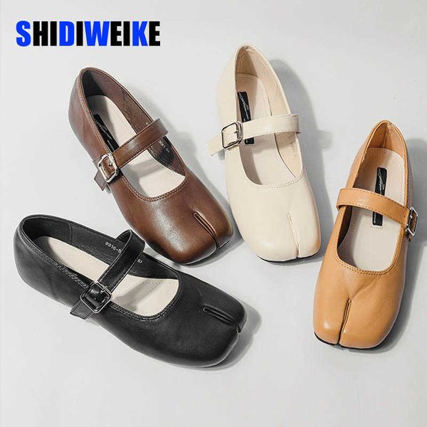 sdwk spring women sandals new split toe mary jane flats ladies pumps female retro vintage girl daily novelty solid ninja shoes 0220, Black
sdwk spring women sandals new split toe mary jane flats ladies pumps female retro vintage girl daily novelty solid ninja shoes 0220, Black