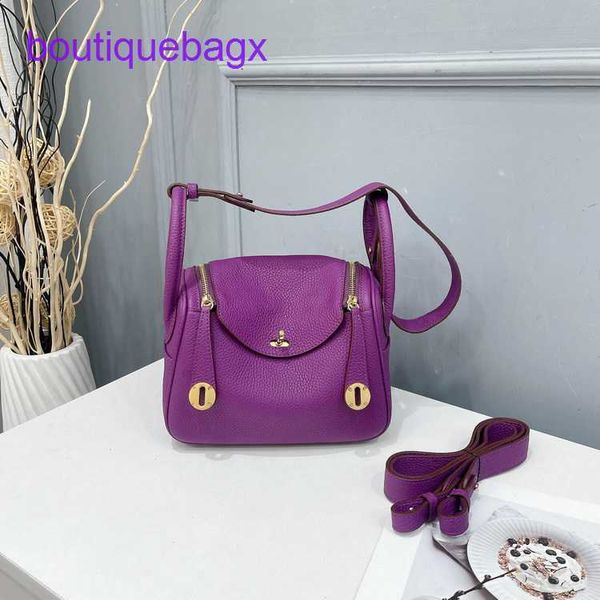 designer lindi bags h ermes 2023 new h family shrunken leather head layer cow bag doctor medicine box portable shoulder women'shave rea
designer lindi bags h ermes 2023 new h family shrunken leather head layer cow bag doctor medicine box portable shoulder women'shave rea