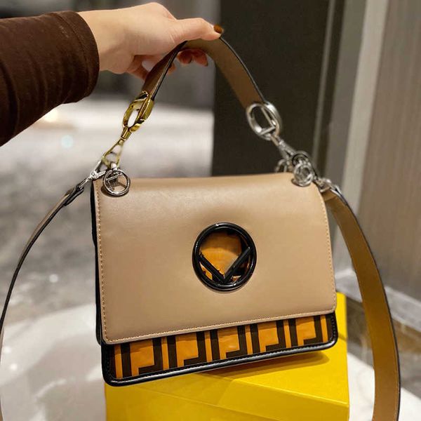 shoulder bag designer handbags women leather crossbody bag fashion color matching messenger baguette bags lady black purses 230218
shoulder bag designer handbags women leather crossbody bag fashion color matching messenger baguette bags lady black purses 230218