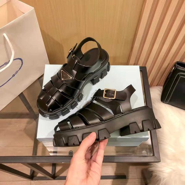 summer 2023 design new muffin thick soled women's shoes triangular gear increased baotou hollowed out roman sandals shoe clearance, Black
summer 2023 design new muffin thick soled women's shoes triangular gear increased baotou hollowed out roman sandals shoe clearance, Black
