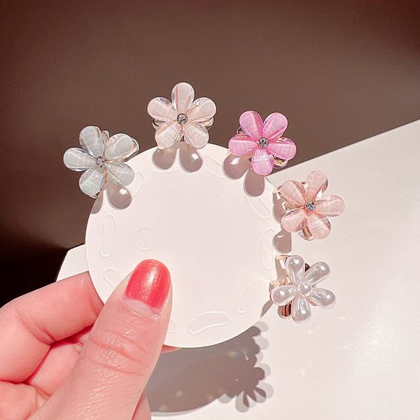 shiny crystal flower ribbon hair claws clips women girls sweet colorful small crab barrettes hair clamps hair accessories 1684, Slivery;white
shiny crystal flower ribbon hair claws clips women girls sweet colorful small crab barrettes hair clamps hair accessories 1684, Slivery;white