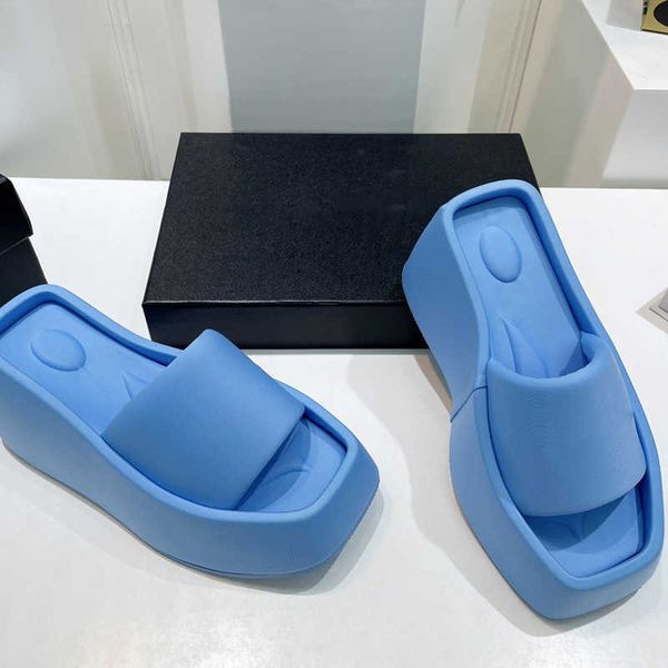 slotted high-heeled slippers with thick soles in 2023 design summer new muffin will be thinner and slimmer anti-slide heel shoe clearance, Black
slotted high-heeled slippers with thick soles in 2023 design summer new muffin will be thinner and slimmer anti-slide heel shoe clearance, Black