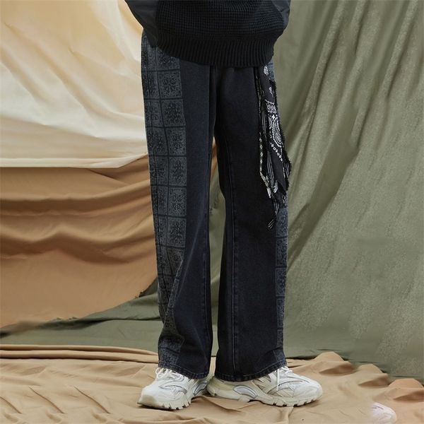 men s jeans korean ins paisley splicing straight wide leg high street harajuku vintage retro men pants denim print trousers l230217, Blue
men s jeans korean ins paisley splicing straight wide leg high street harajuku vintage retro men pants denim print trousers l230217, Blue