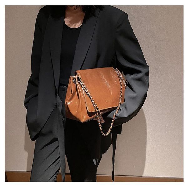 evening bags vintage leather letter satchel banquet diamond handbag gold silver small tote 10 color lipstick mobile phone women 230220
evening bags vintage leather letter satchel banquet diamond handbag gold silver small tote 10 color lipstick mobile phone women 230220