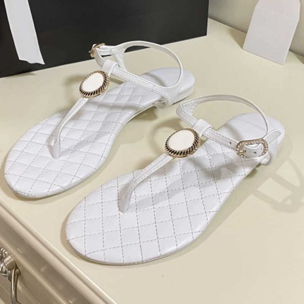 flip toe sandals women's flat bottomed 2023 design spring new style small fragrance clip foot rhinestone roman herringbone sandals vers, Black
flip toe sandals women's flat bottomed 2023 design spring new style small fragrance clip foot rhinestone roman herringbone sandals vers, Black
