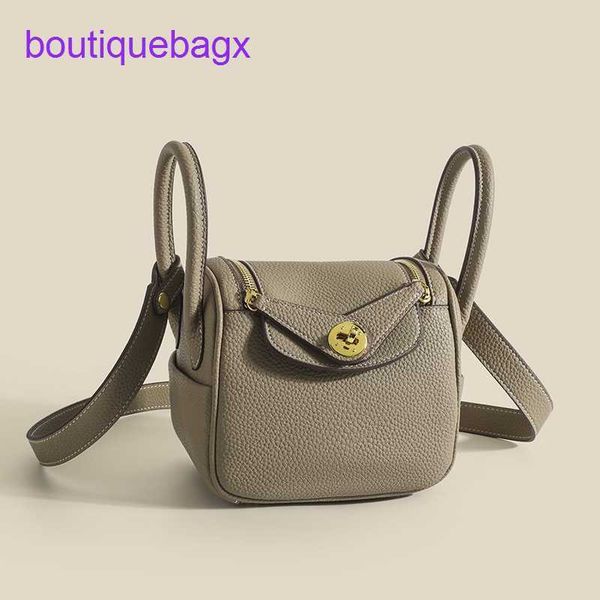 designer lindi bags hremm 2023 new women's high texture versatile mother bao doctor one shoulder crossbody handheld pillow
designer lindi bags hremm 2023 new women's high texture versatile mother bao doctor one shoulder crossbody handheld pillow