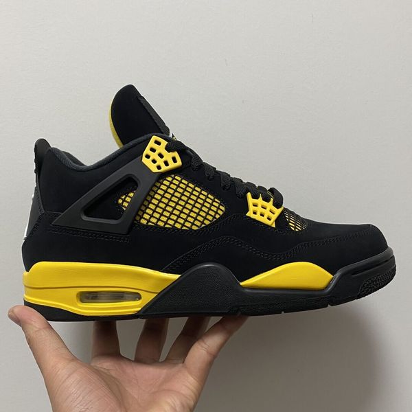jumpman 4 sretro black basketball shoes man sneakers thunder 308497-071 with double box have size 13
jumpman 4 sretro black basketball shoes man sneakers thunder 308497-071 with double box have size 13