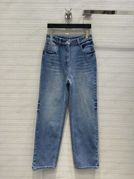 floor-length jeans classic triangle logo straight denim trousers imported cotton high density twill pants womens designer jeans, Blue
floor-length jeans classic triangle logo straight denim trousers imported cotton high density twill pants womens designer jeans, Blue