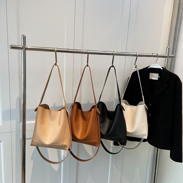 women inclined shoulder bags fashion casual womens bag small handbag totes high-capacity pu leather large volume wholesale girl mobile phone
women inclined shoulder bags fashion casual womens bag small handbag totes high-capacity pu leather large volume wholesale girl mobile phone