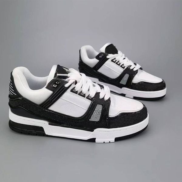 2023 new printed high version men's and women's board shoes student running shoes couple shoes
2023 new printed high version men's and women's board shoes student running shoes couple shoes