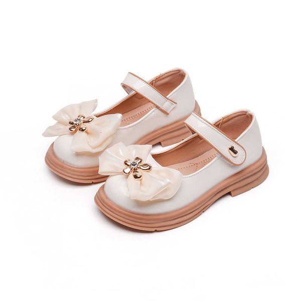 kale girls' leather shoes 2023 spring new chil1en's rhinestone bow princess shoes student shallow soft sole single shoes, Black
kale girls' leather shoes 2023 spring new chil1en's rhinestone bow princess shoes student shallow soft sole single shoes, Black
