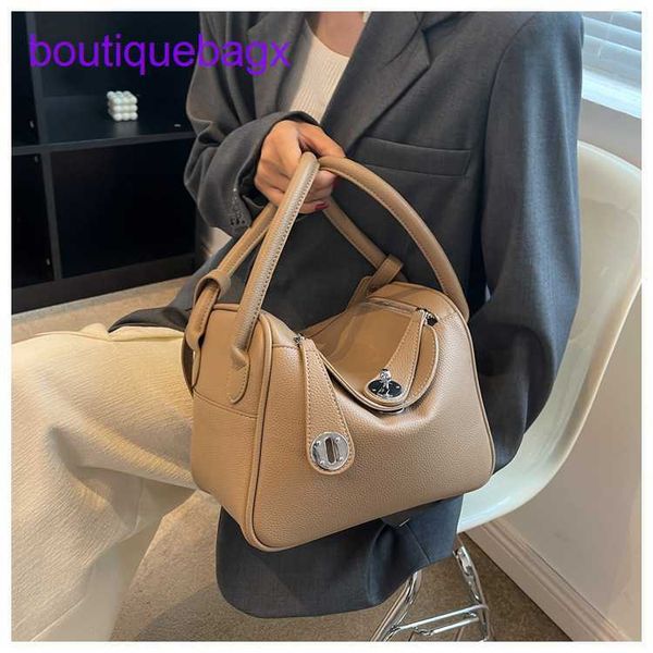 designer lindi bags hremm new one shoulder handbag fashion versatile women's doctor's large capacity underarm
designer lindi bags hremm new one shoulder handbag fashion versatile women's doctor's large capacity underarm
