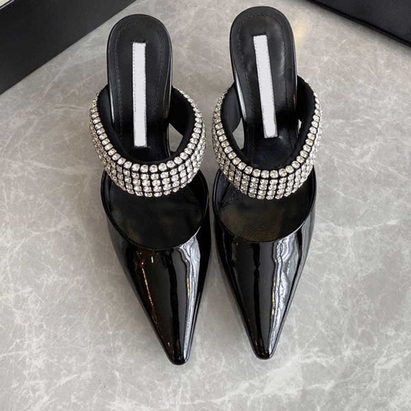 sandals 2023 design summer new style straight line with diamond pointed black baotou sandals women wear fur high-heeled semi-slippers
sandals 2023 design summer new style straight line with diamond pointed black baotou sandals women wear fur high-heeled semi-slippers