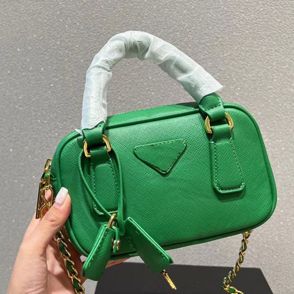 mini shoulder bag wholesale cowhide handbag leather shoulder bag chain purse fashion wave chain purse presbyopic card holder evening bag mes
mini shoulder bag wholesale cowhide handbag leather shoulder bag chain purse fashion wave chain purse presbyopic card holder evening bag mes