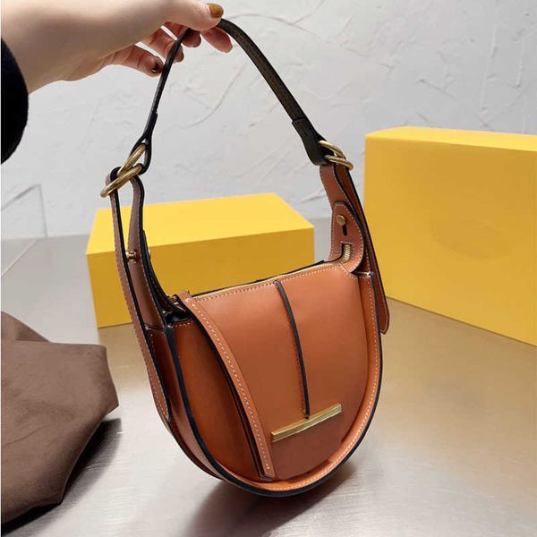 t letter hobo designer bag shoulder bags womens underarm luxurys handbag crossbody bags woman design purse wallet pouch 221220
t letter hobo designer bag shoulder bags womens underarm luxurys handbag crossbody bags woman design purse wallet pouch 221220